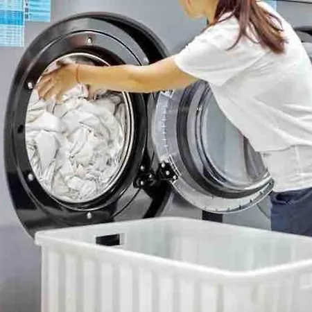 Romantic - Old Center *