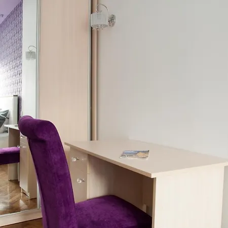 Romantic - 2br In Old Town , 5 Min To Opera Appartamento *