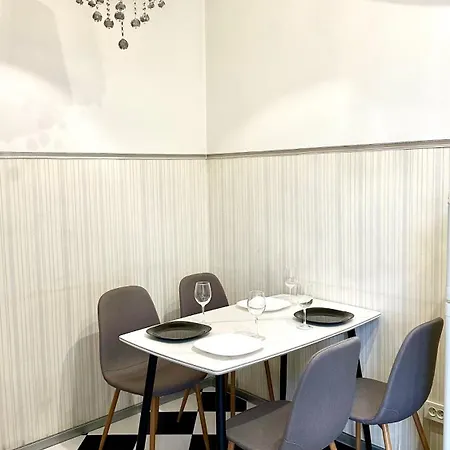 Appartamento Romantic - 2br In Old Town , 5 Min To Opera *