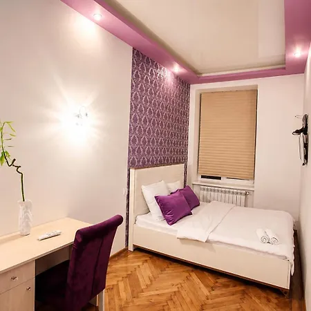 Romantic - 2br In Old Town , 5 Min To Opera Lwów
