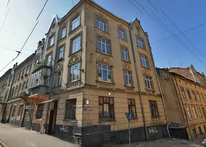 Romantic - Old Center